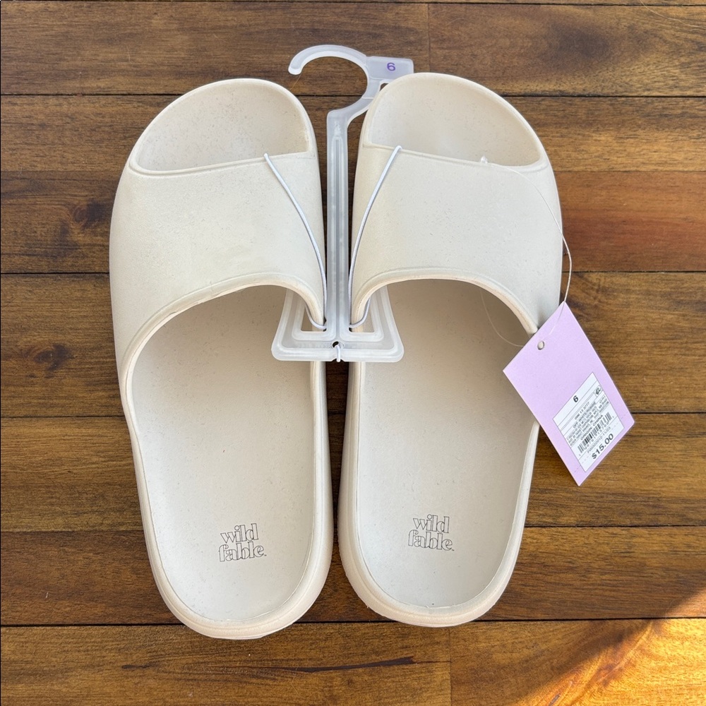 Wild Fable Off White Slide Sandals